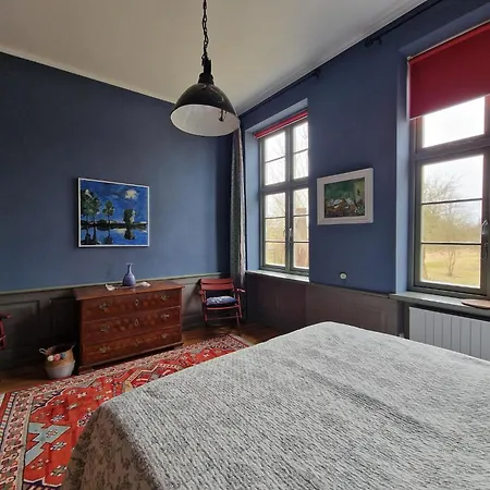 In Mit Terrasse Feriehus