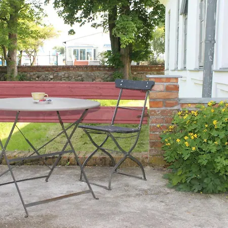 Feriehus In Mit Terrasse